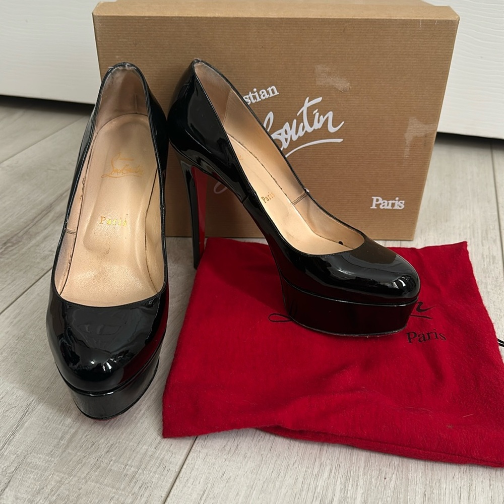 Christian Louboutin Bianca Platform Heels Size 39